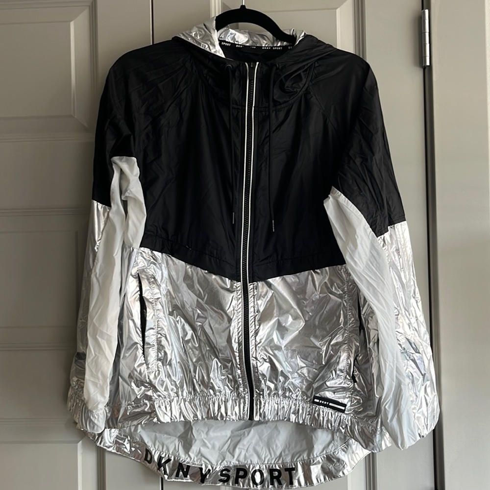 DKNY sport anorak size L